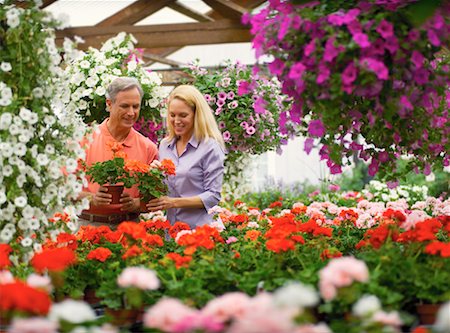 simsearch:700-00047480,k - Mature Couple with Flowers Stock Photo - Rights-Managed, Code: 700-00094550