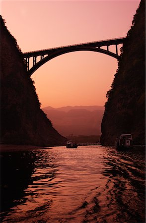 Bridge Over Yangtze River China Fotografie stock - Rights-Managed, Codice: 700-00095381