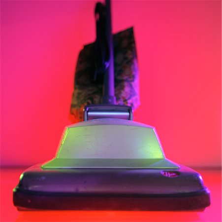 simsearch:630-06723595,k - Vacuum Cleaner Stock Photo - Rights-Managed, Code: 700-00095560