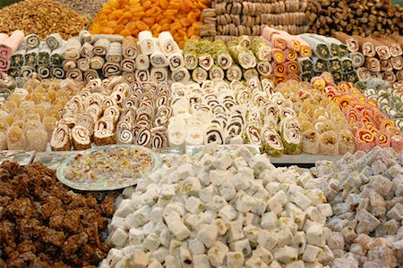 simsearch:649-08125521,k - Sweets at Turkish Bazaar Foto de stock - Con derechos protegidos, Código: 700-00096820