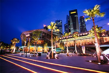 fullerton hotel - Ein Fullerton und das Fullerton Hotel, Singapur Stockbilder - Lizenzpflichtiges, Bildnummer: 700-00097809