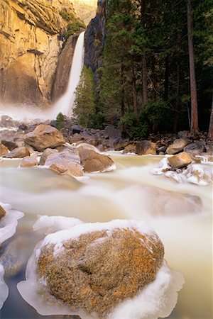 simsearch:700-00033760,k - Lower Yosemite Falls Yosemite National Park California, USA Fotografie stock - Rights-Managed, Codice: 700-00090445