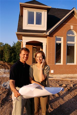 simsearch:600-00152987,k - Couple Outside New Home Stock Photo - Rights-Managed, Code: 700-00092965