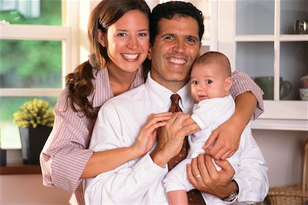 simsearch:700-03068726,k - Family Portrait Stock Photo - Rights-Managed, Code: 700-00154883