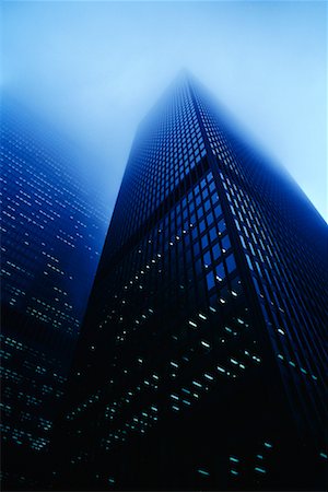 simsearch:700-00152151,k - Looking Up at Office Tower Foto de stock - Con derechos protegidos, Código: 700-00155625