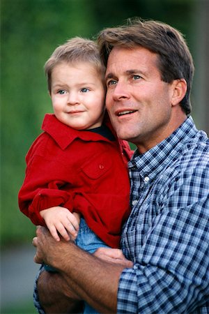simsearch:700-00094091,k - Father Holding Toddler Son Foto de stock - Con derechos protegidos, Código: 700-00157014