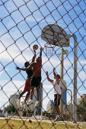 simsearch:700-00032308,k - Playing Basketball Foto de stock - Con derechos protegidos, Código: 700-00158067