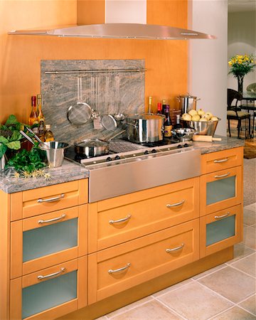 simsearch:700-00159387,k - Kitchen Interior Stock Photo - Rights-Managed, Code: 700-00159373