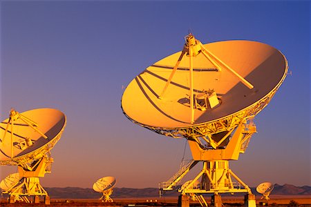 radiotelescopio vla - Radio Telescopes Foto de stock - Con derechos protegidos, Código: 700-00159583