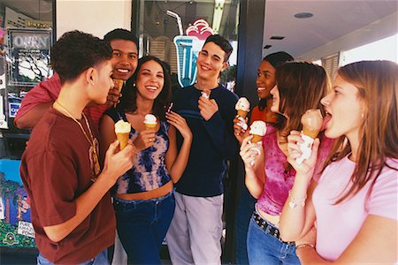 Teenagers Hanging Out Stock Photo - Rights-Managed, Code: 700-00159939