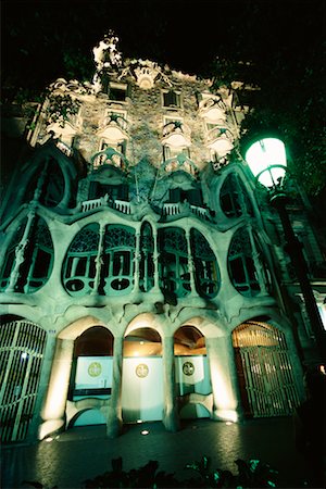 spain barcelona casa batllo - La Casa Batllo, Barcelone, Espagne Photographie de stock - Rights-Managed, Code: 700-00150233