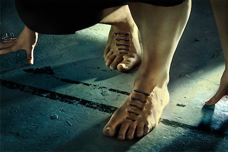 scars - Person at Starting Block With Lace Marks on Feet Stock Photo - Rights-Managed, Code: 700-00150522