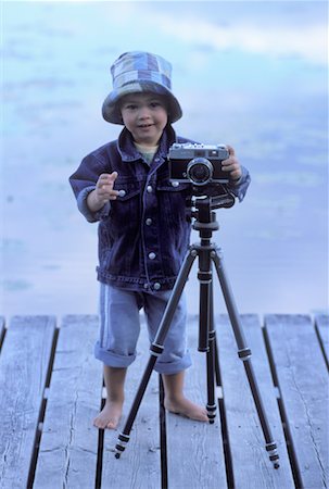 simsearch:700-00151974,k - Boy with Camera Stock Photo - Rights-Managed, Code: 700-00151975
