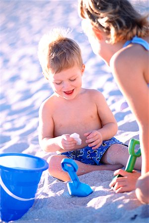 Brother and Sister at the Beach Fotografie stock - Rights-Managed, Codice: 700-00152405