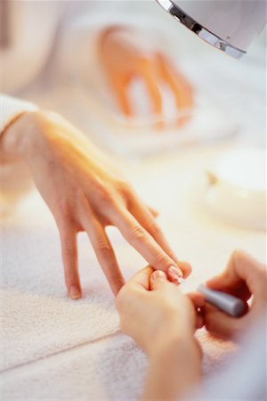 simsearch:693-06121081,k - Woman Getting a Manicure Stock Photo - Rights-Managed, Code: 700-00152434