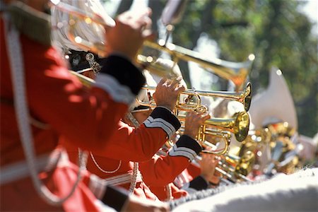 fanfare - Le trompettiste bande militaire, Barcelone Photographie de stock - Rights-Managed, Code: 700-00153080