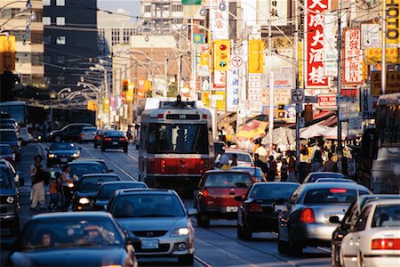 simsearch:841-03677100,k - Street Scene in Chinatown Toronto, Ontario, Canada Foto de stock - Con derechos protegidos, Código: 700-00153446