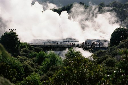 simsearch:700-00158399,k - Pohutu Geyser Foto de stock - Direito Controlado, Número: 700-00164085