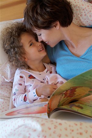simsearch:700-03615562,k - Mother Reading to Daughter Stock Photo - Rights-Managed, Code: 700-00164209