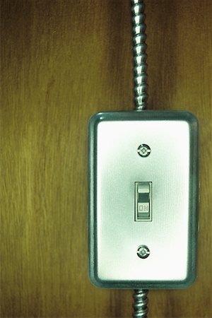 simsearch:700-00032380,k - Light Switch Foto de stock - Con derechos protegidos, Código: 700-00164367