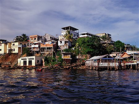 Houses along the Rio Negro River Manaus, Brazil Foto de stock - Con derechos protegidos, Código: 700-00166016