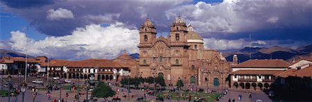 simsearch:862-06677269,k - Plaza de Armas and La Compania Cusco, Peru Stock Photo - Rights-Managed, Code: 700-00166073