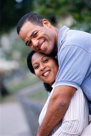 simsearch:700-00166288,k - Couple Hugging Stock Photo - Rights-Managed, Code: 700-00166286