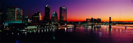 simsearch:700-00015488,k - Ligne d'horizon au coucher du soleil : Jacksonville, Floride Photographie de stock - Rights-Managed, Code: 700-00166418