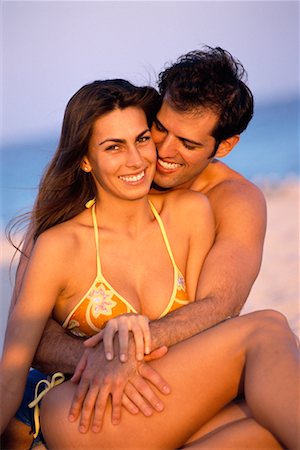 simsearch:700-00046307,k - Couple Sitting on Beach Stock Photo - Rights-Managed, Code: 700-00167479