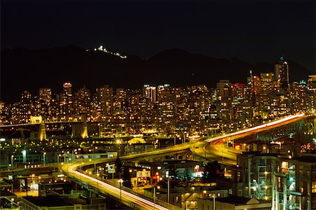 Granville Bridge at Night Vancouver, British Columbia Foto de stock - Con derechos protegidos, Código: 700-00167768