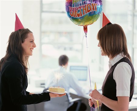 simsearch:632-06779298,k - Office Birthday Party Stock Photo - Rights-Managed, Code: 700-00167857