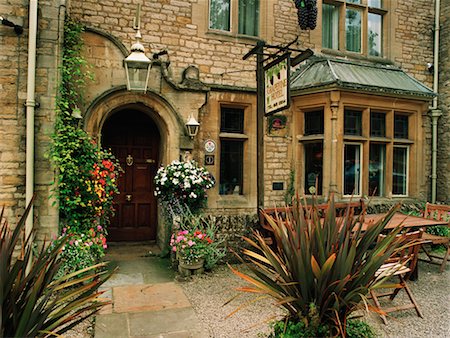 simsearch:700-01954178,k - Exterior of Bed and Breakfast Cotswolds, England Foto de stock - Direito Controlado, Número: 700-00168545