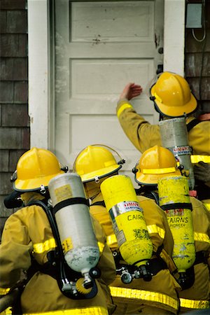 simsearch:640-01358080,k - Firemen About to Enter Burning House Stock Photo - Rights-Managed, Code: 700-00169012