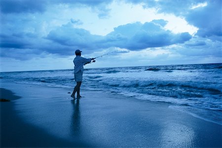 simsearch:700-00086986,k - Man Fishing Stock Photo - Rights-Managed, Code: 700-00169294