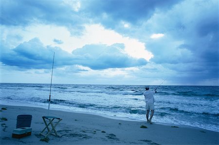 simsearch:700-00086986,k - Man Fishing Stock Photo - Rights-Managed, Code: 700-00169292