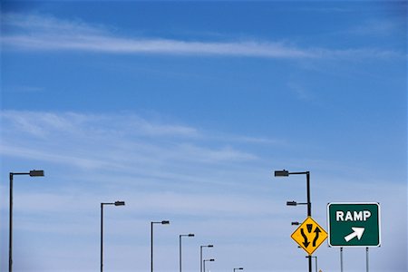 simsearch:693-06018889,k - Streetlights and Highway Sign Stock Photo - Rights-Managed, Code: 700-00169432