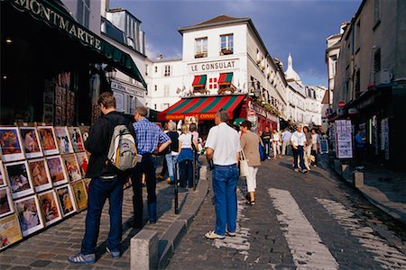 simsearch:700-03660103,k - Leute betrachten Gemälde Montmartre, Paris, Frankreich Stockbilder - Lizenzpflichtiges, Bildnummer: 700-00169483