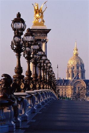 Pont Alexandre III and Hotel des Invalides Paris, France Fotografie stock - Rights-Managed, Codice: 700-00169510