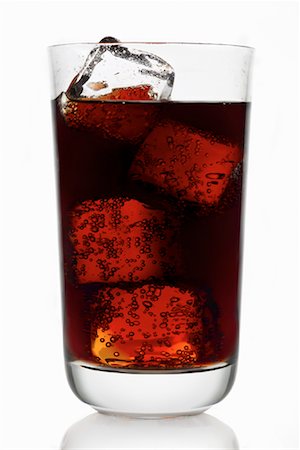 simsearch:614-06002048,k - Glass of Cola Stock Photo - Rights-Managed, Code: 700-00169598