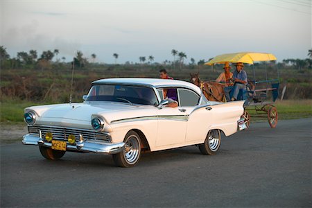 simsearch:700-00543951,k - Old Car Zapata Peninsula, Cuba Fotografie stock - Rights-Managed, Codice: 700-00160763