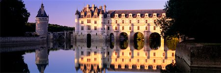 Chateau Chenonceau Loire Valley, France Stock Photo - Rights-Managed, Code: 700-00163564