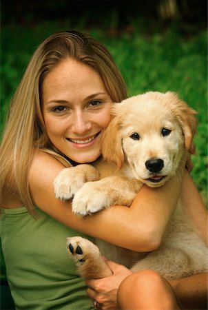 simsearch:700-00095769,k - Woman Holding Puppy Stock Photo - Rights-Managed, Code: 700-00178826