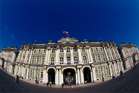 simsearch:700-00617556,k - Winter Palace das State Hermitage Museum St. Petersburg, Russland Stockbilder - Lizenzpflichtiges, Bildnummer: 700-00185044