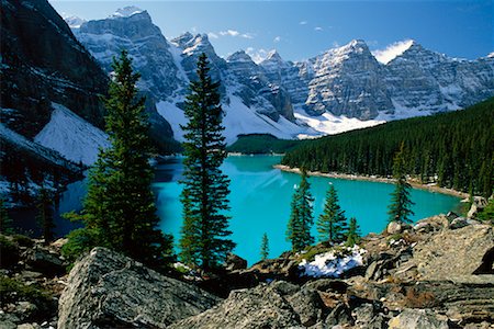 simsearch:700-00011362,k - Lac Moraine et le Parc National Banff, Alberta, Canada Photographie de stock - Rights-Managed, Code: 700-00186785