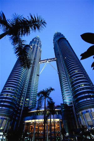 simsearch:877-08897929,k - The Petronas Twin Towers Kuala Lumpur, Malaysia Stock Photo - Rights-Managed, Code: 700-00187412