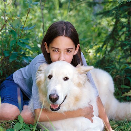simsearch:700-00814363,k - Girl with Dog Foto de stock - Con derechos protegidos, Código: 700-00188113