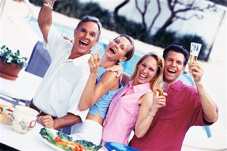 simsearch:649-08577830,k - People Drinking Outdoors Stock Photo - Rights-Managed, Code: 700-00189898