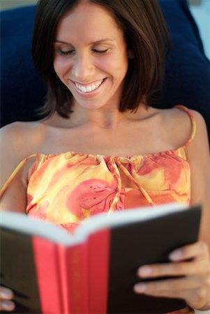 Portrait of a Woman Reading Foto de stock - Con derechos protegidos, Código: 700-00189996