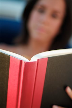 Portrait of a Woman Reading Foto de stock - Con derechos protegidos, Código: 700-00189998