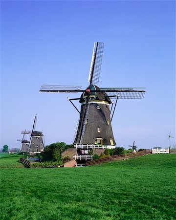 simsearch:700-00182220,k - Windmills Leidschendam, Netherlands Stock Photo - Rights-Managed, Code: 700-00182217